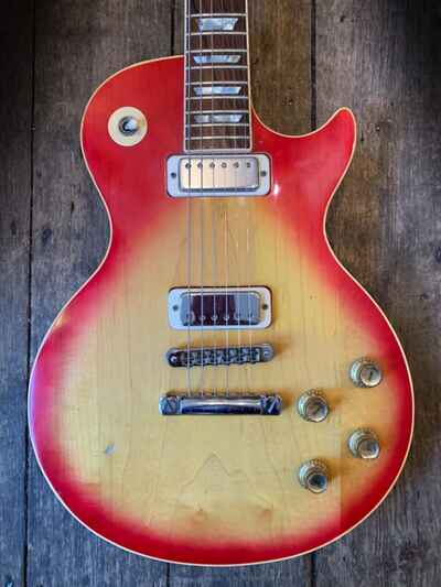 1978 Gibson Les Paul Deluxe in Cherry Sunburst finish