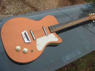 1958 Danelectro U2