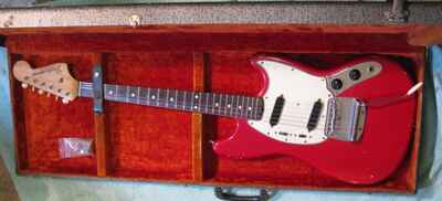 Vintage Dakota Red 1964 Fender Mustang Pre-CBS, W / Case, 8NOV65A Neck, 24" Scale