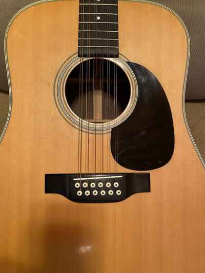 Martin Guitar 12 String D28. 1975