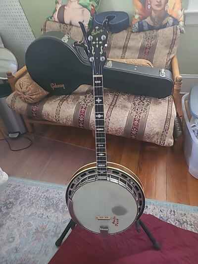 Vintage 1970 s Gibson Mastertone Banjo Serial# 73487042  Kalamazoo Mich. Plant