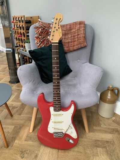 Vintage Fender / Sunn Mustang Stratocaster FMIC (Fender) 1980 - Fiesta Red