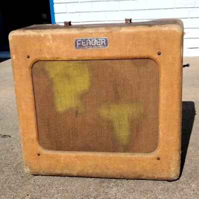 1952 Fender Deluxe TV Front Amplifier! -LL