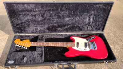 1966 Fender Mustang Electric Guitar w / OHSC! -LL