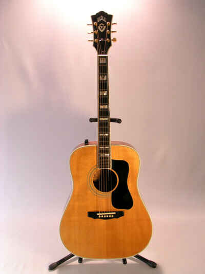 Guild Westerly Bluegrass D-55 Electro de 1984