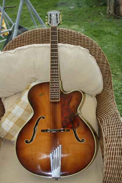 Hofner President guitar