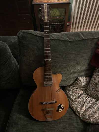 1957 Hofner Club 40 Round Panel - Beatles Interest!!