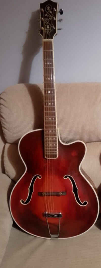 Hofner President  arch top Guitar, 1959, sunburst.