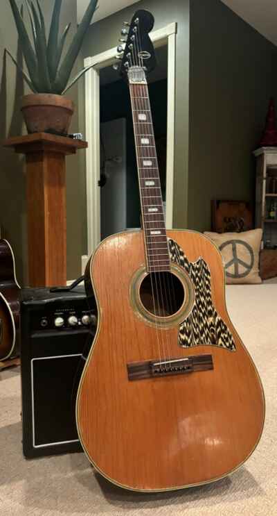 Vintage Kingston  /  Teisco Acoustic Guitar 1960