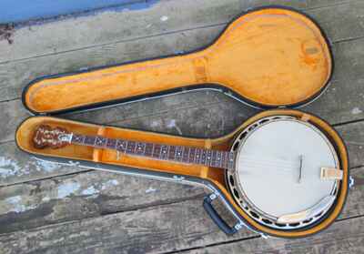 Vintage Alvarez Deluxe 5 String Banjo with Case