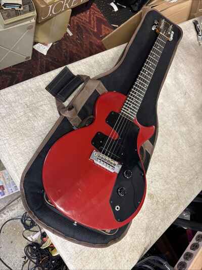 Gibson USA Challenger Electric Guitar  1984 original Vintage Red Finish