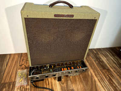 1958 Fender Bassman 5F6-A Amplifier Amp Vintage Tweed and Super Clean