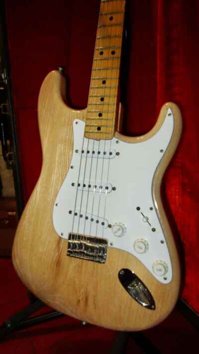 Vintage 1974 Fender Stratocaster Natural