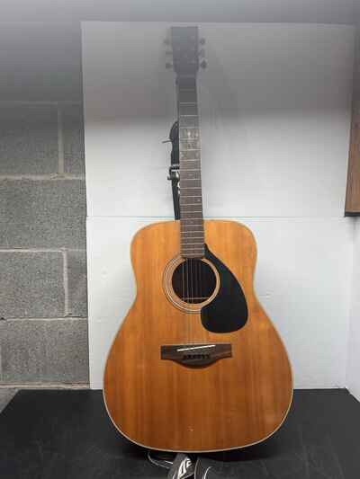 Yamaha FG-180 Acoustic Guitar Vintage 1970s Made in Taiwan With Strap