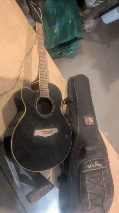 Vintage Ibanez Guitar ? For Parts Or Repair In Walden Case