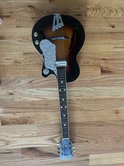 1950s Premier Bantam deluxe model guitar. Multivox Serial Number 2949