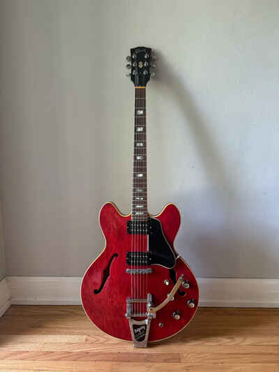 Vintage 1967 Gibson ES-335 TD Semi-Hollow Guitar
