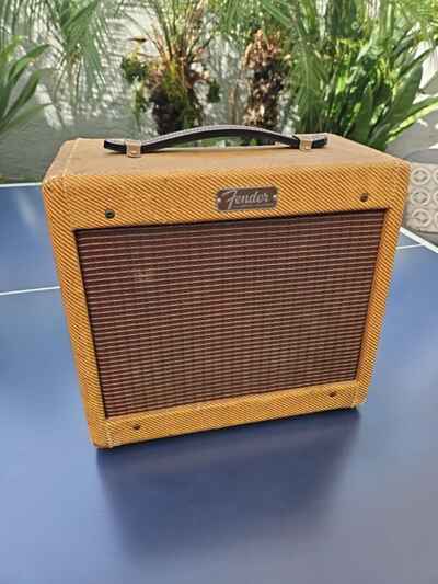 NICE 1959 FENDER TWEED CHAMP TUBE AMP 5F1 AMPLIFIER SERVICED CLEAN SOUNDS SWEET!