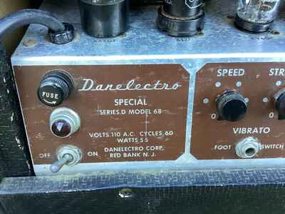 Danelectro Special Series D Model 68 Combo Amp Amplifier Guitar Mid ?50s Vintage