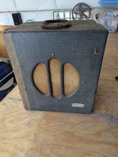 Bell 3725B Vintage Tube Amp and Conversion Speakers Suitcase