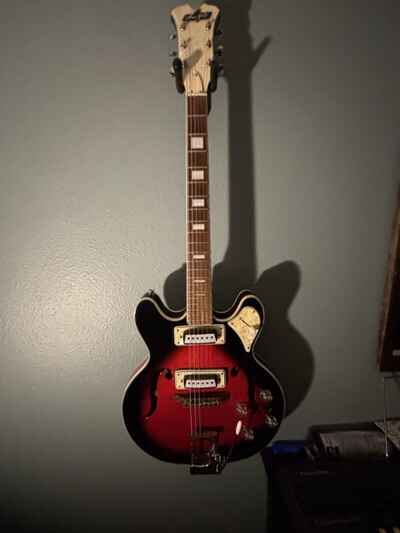 lyle Hollow Body electric guitar 60s