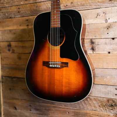 1979 Gibson J45 in Sunburst