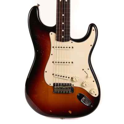 1982 Fender American Vintage ?62 Stratocaster 3-Tone Sunburst