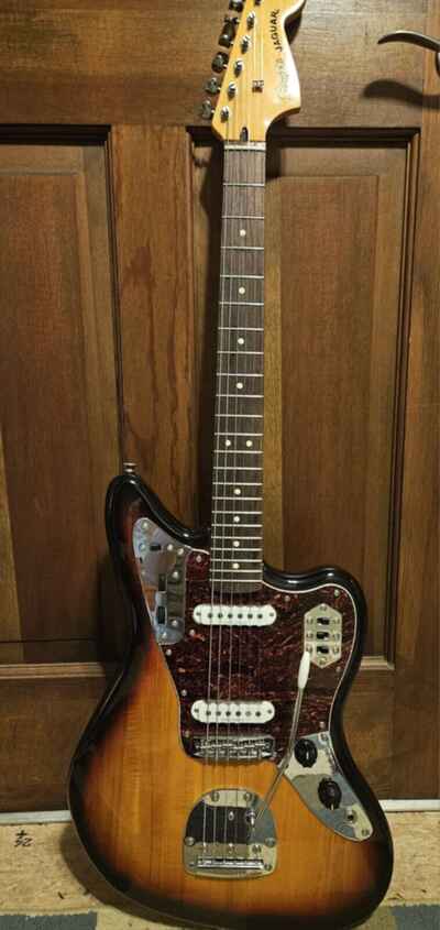 FENDER JAPAN 1993 Re 1960s JAGUAR 3-Color Sunburst s / nlCS12146921